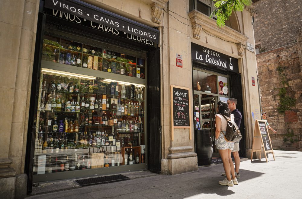 Las Bodegas Vermouth tasting during Barcelona Markets Tour