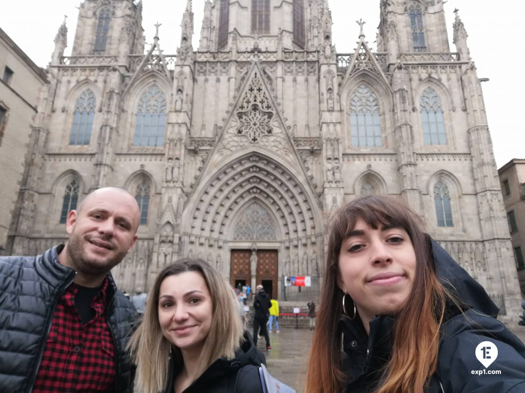 Group photo Barcelona Markets Tour on 12 November 2021 with Cristina