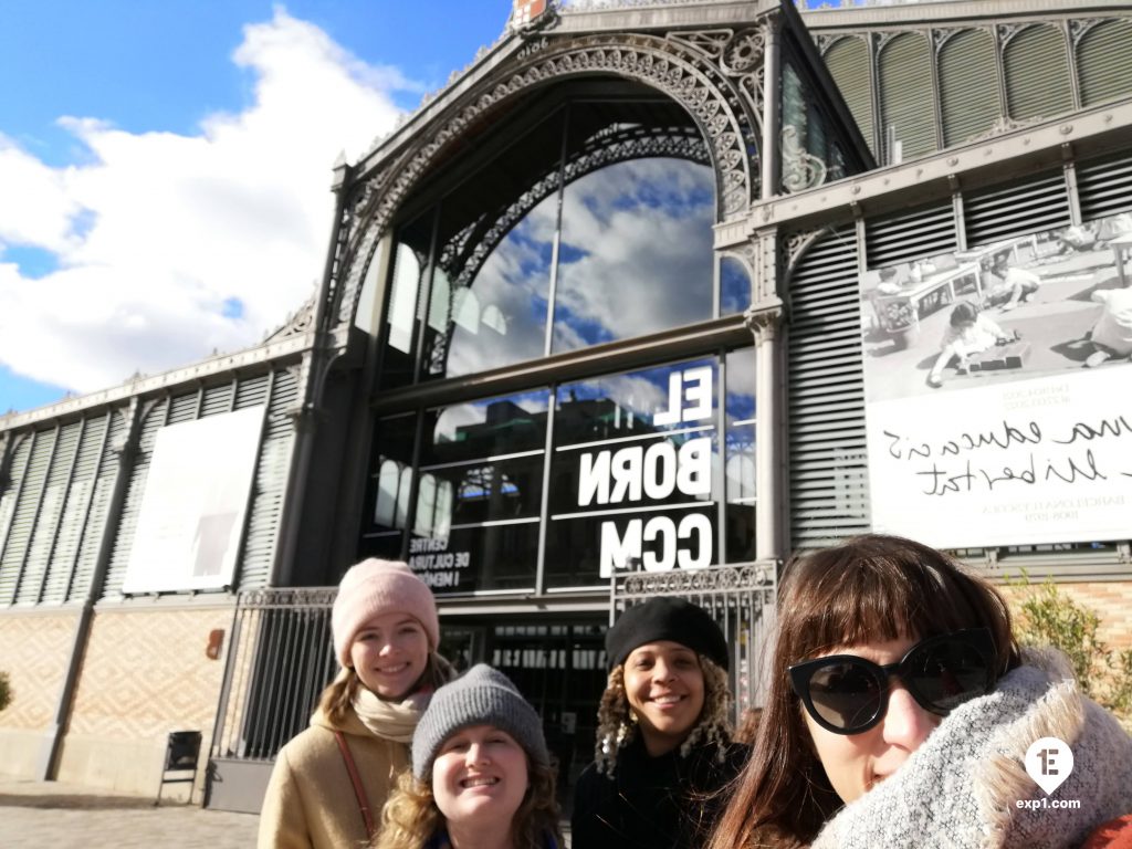 Group photo Barcelona Markets Tour on 27 November 2021 with Cristina