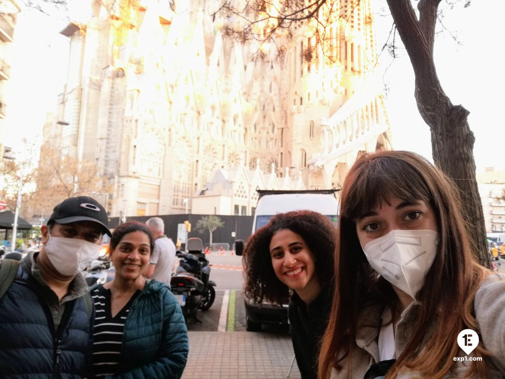 Group photo Barcelona Architecture Tour on 30 December 2021 with Cristina