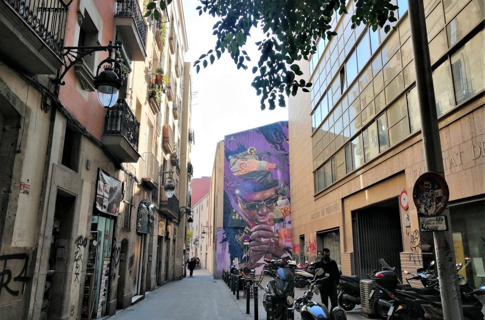 free walking tour barcelona raval