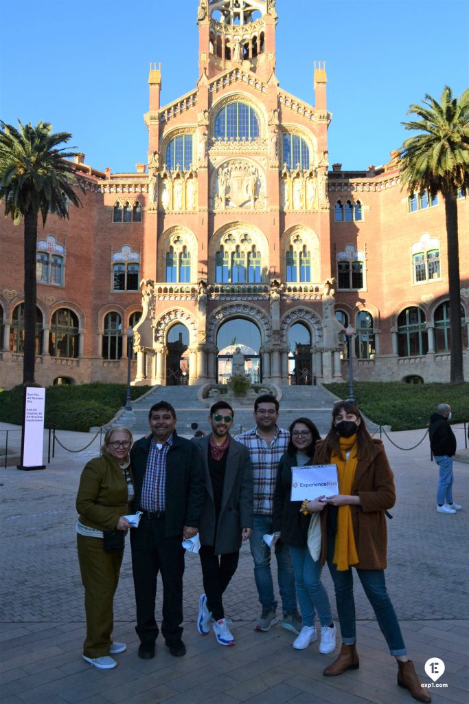 Group photo Barcelona Architecture Tour on 15 January 2022 with Cristina