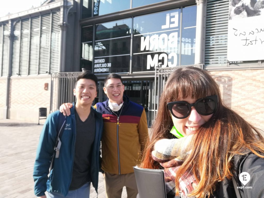 Group photo Barcelona Markets Tour on 20 January 2022 with Cristina