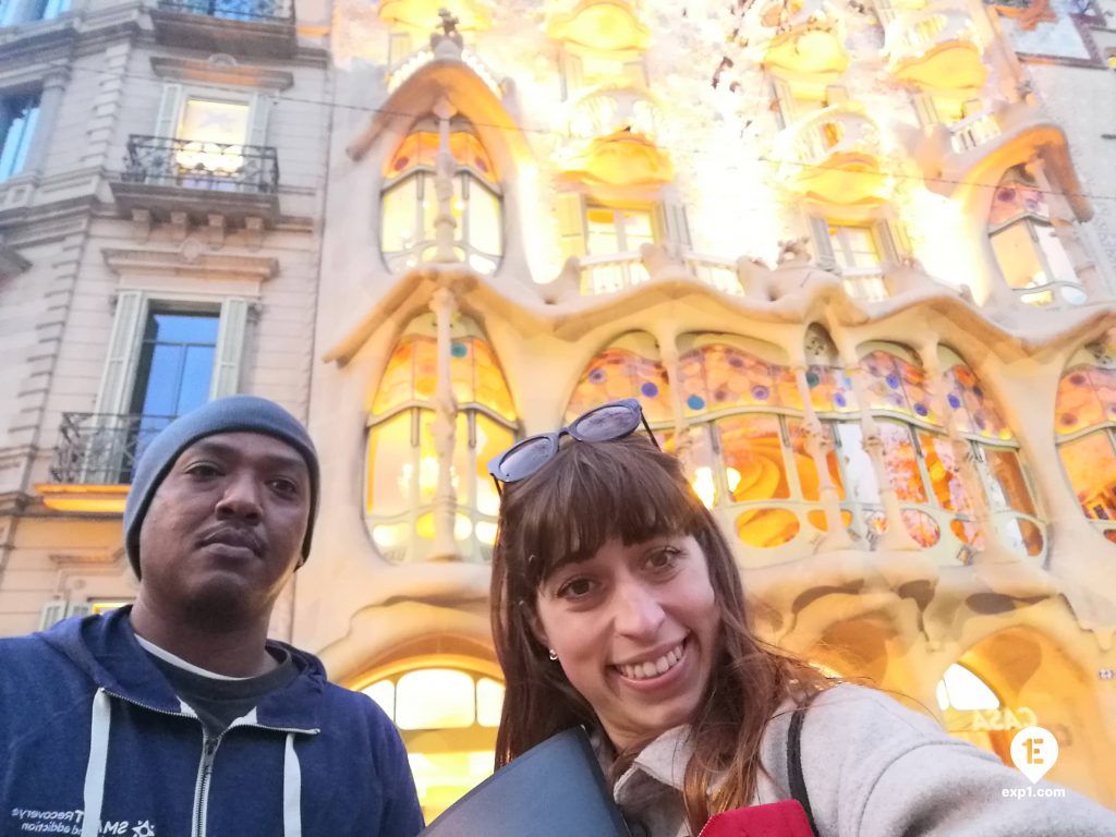 Group photo Barcelona Architecture Tour on 3 February 2022 with Cristina