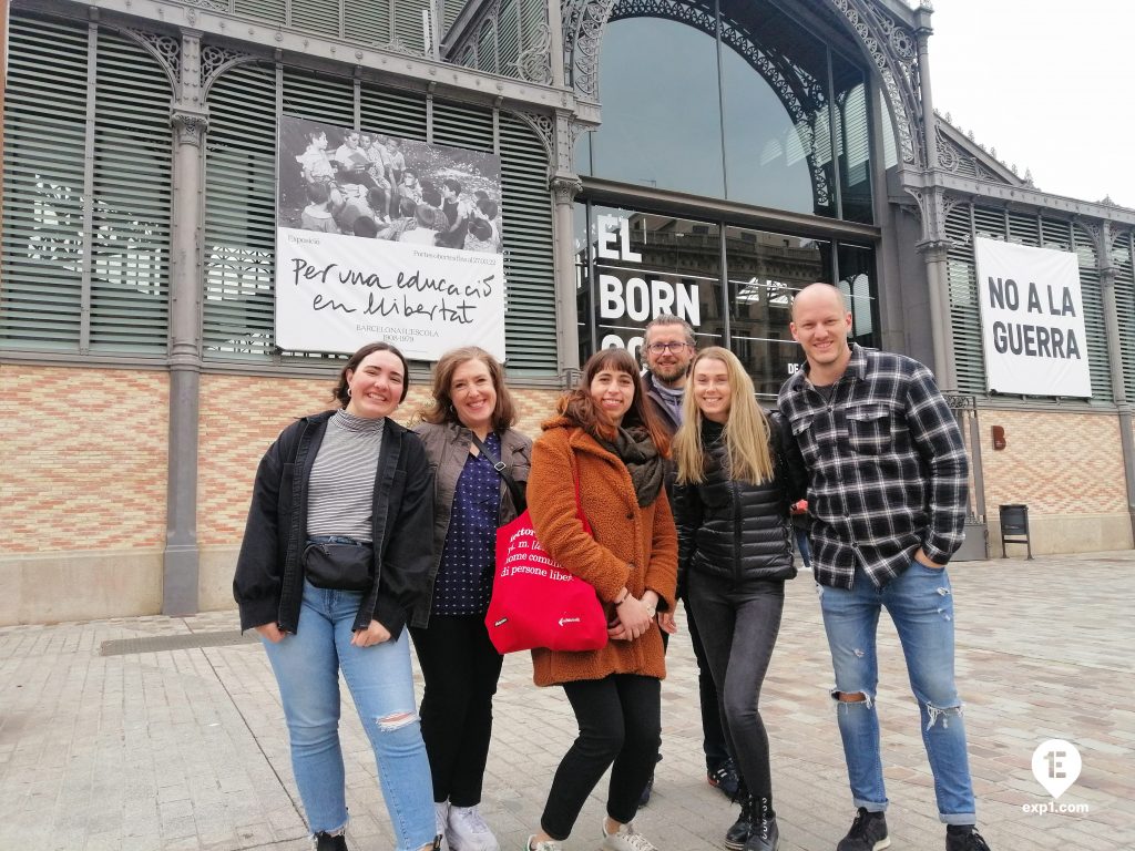 Group photo Barcelona Ancient Markets Walking Tour on 24 March 2022 with Cristina