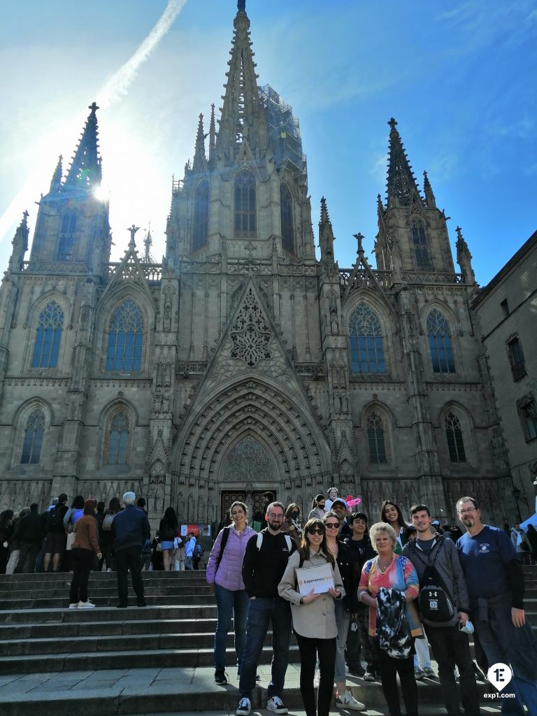 Group photo Barcelona Ancient Markets Walking Tour on 11 April 2022 with Cristina