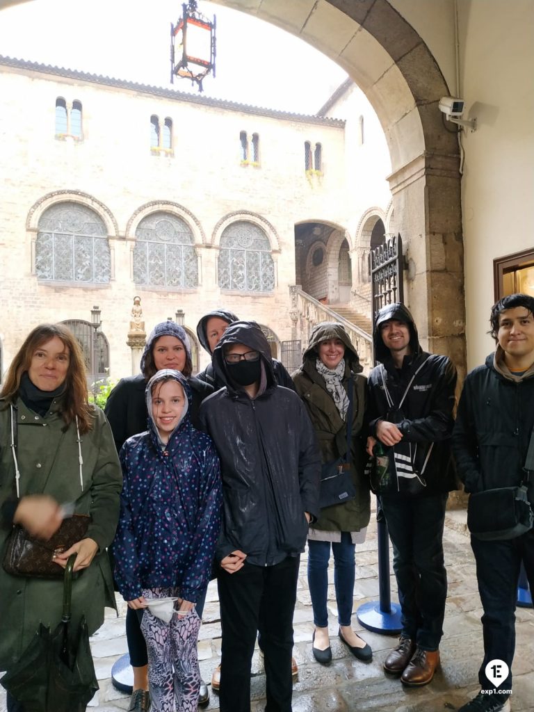 Group photo Barcelona Ancient Markets Walking Tour on 13 April 2022 with Marta