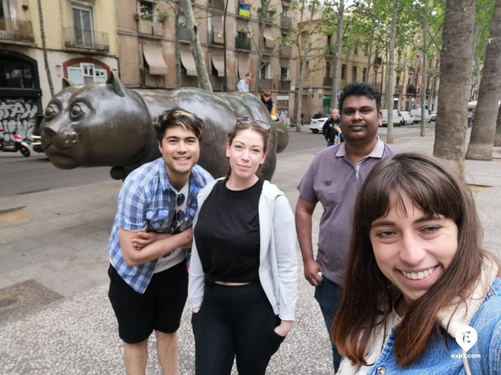 Group photo Raval Walking Tour on 19 April 2022 with Cristina