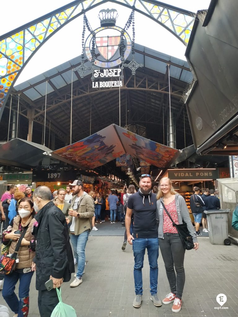 Group photo Barcelona Ancient Markets Walking Tour on 4 April 2022 with Marta