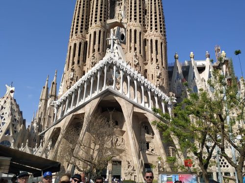 04May-Barcelona-Architecture-Walking-Tour-Marta-Serrano-Codina1.jpeg