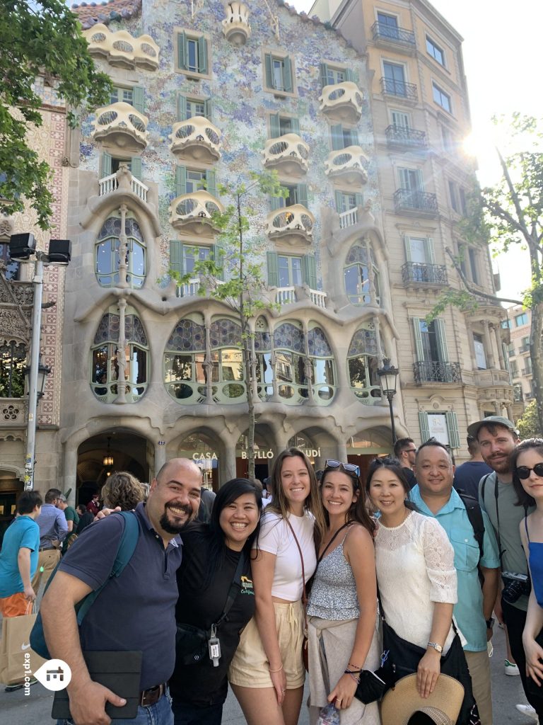 Group photo Barcelona Ancient Markets Walking Tour on 27 May 2022 with Alberto