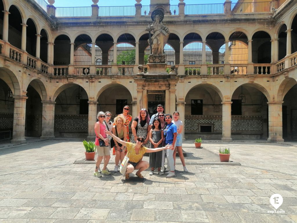 Group photo Raval Walking Tour on 9 June 2022 with Cristina