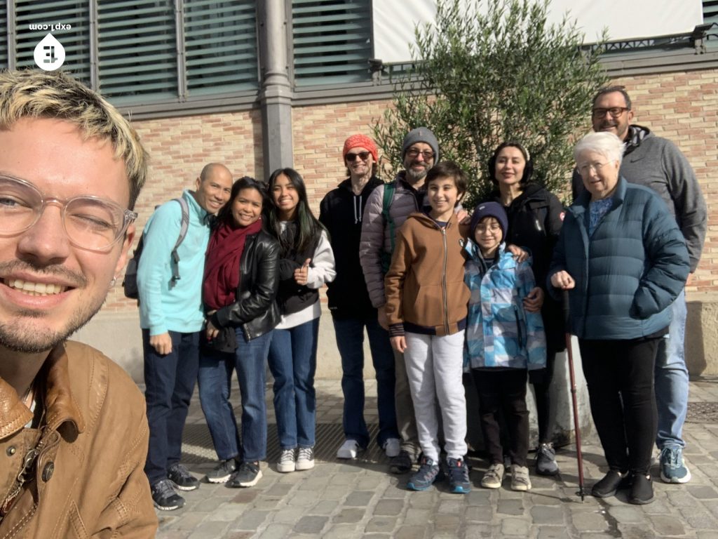 Group photo Barcelona Ancient Markets Walking Tour on 22 November 2022 with Callum