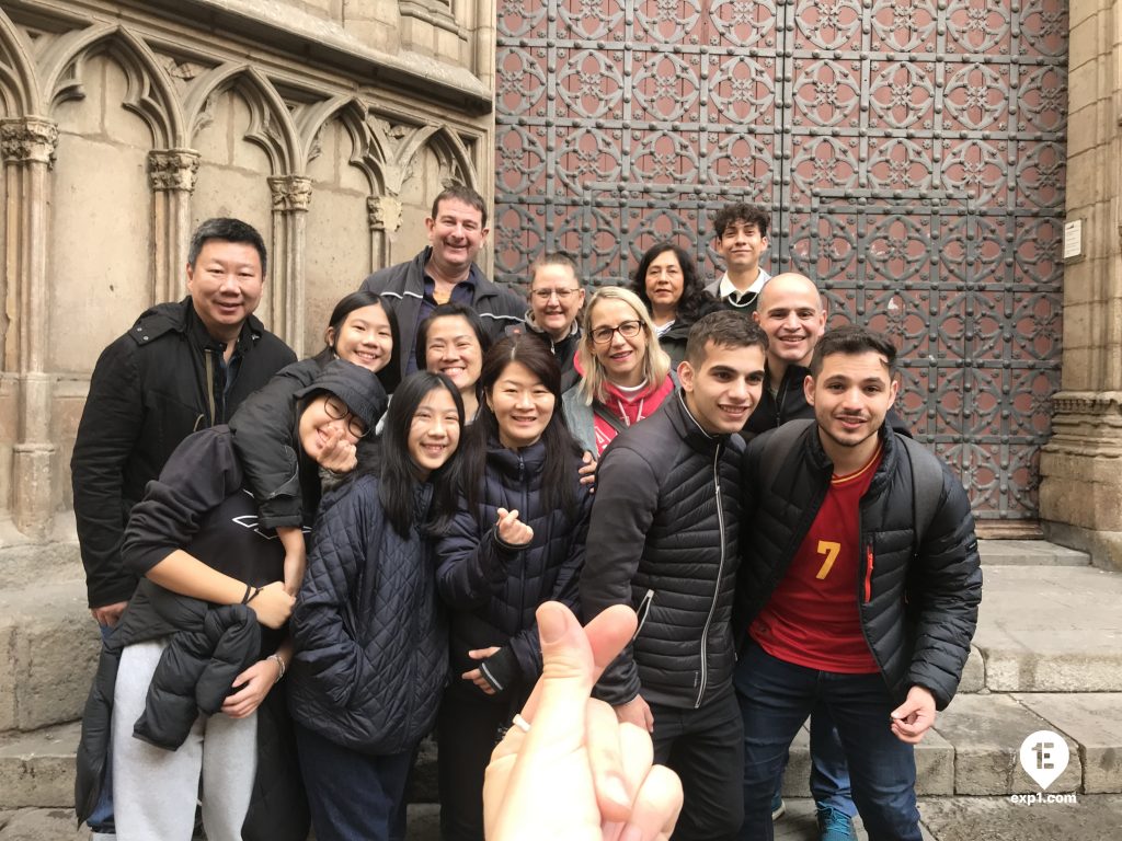 Group photo Barcelona Ancient Markets Walking Tour on 17 December 2022 with Eoghan