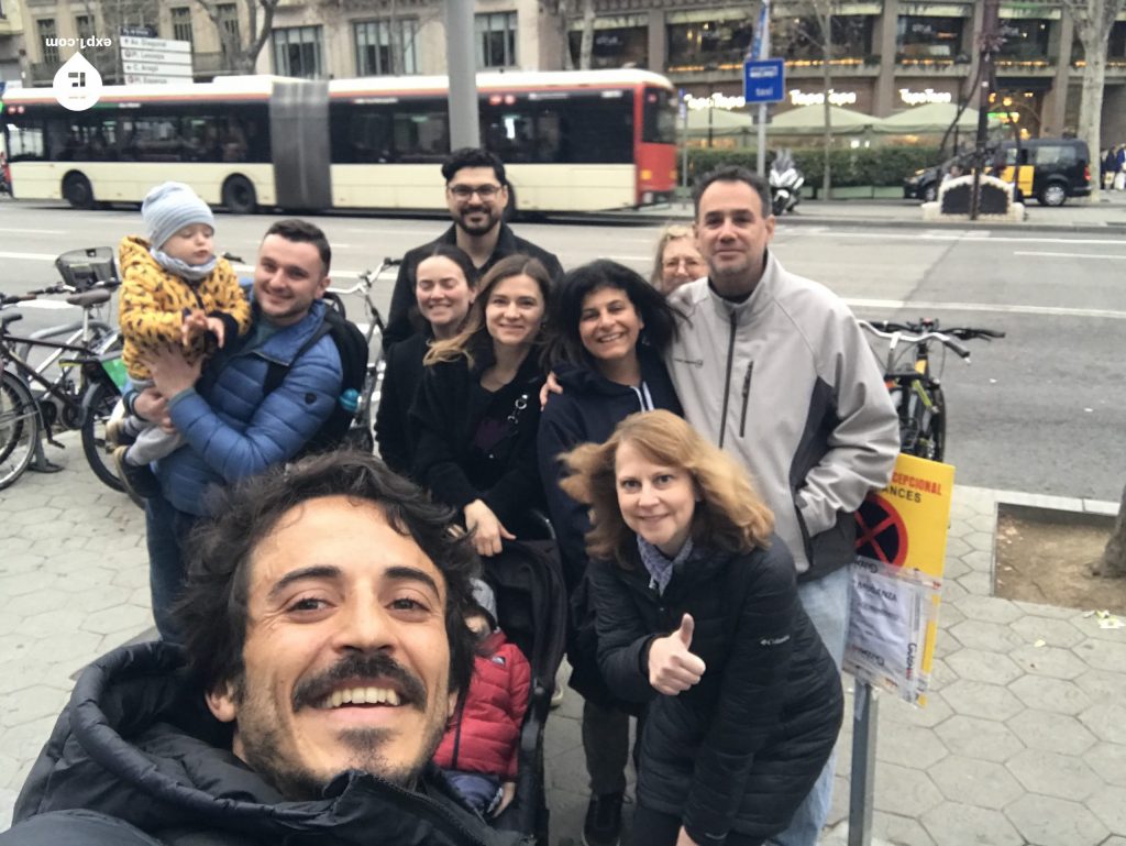 Group photo Barcelona Architecture Walking Tour on 23 February 2023 with Carlos