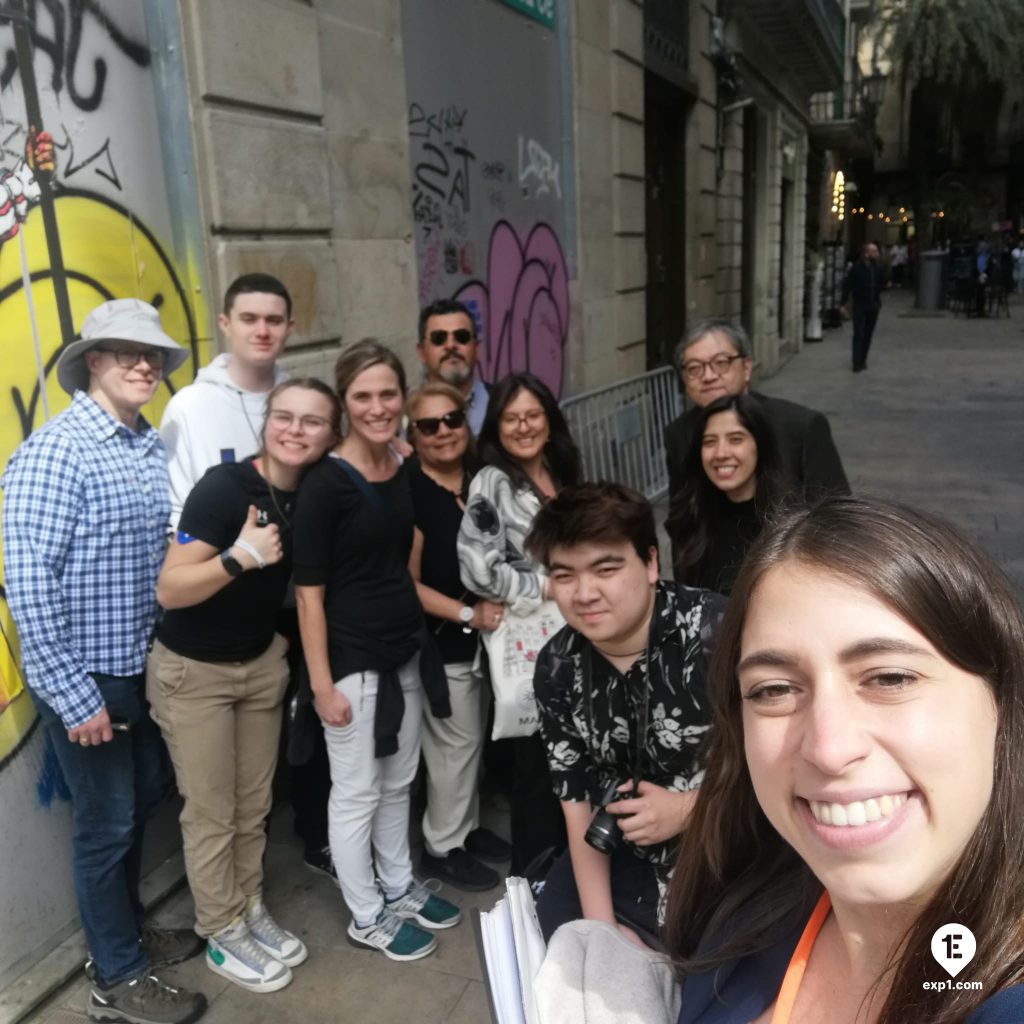 Group photo Picasso in Barcelona Walking Tour on 24 March 2023 with Cristina