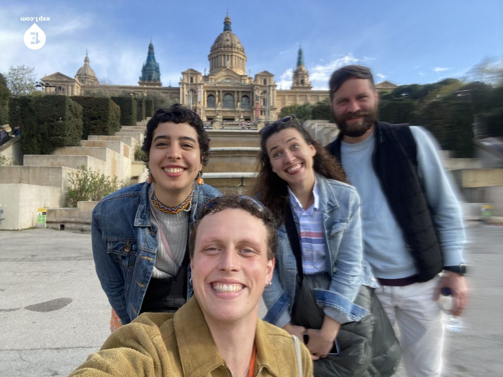 Group photo Raval Walking Tour on 4 April 2023 with Eoghan