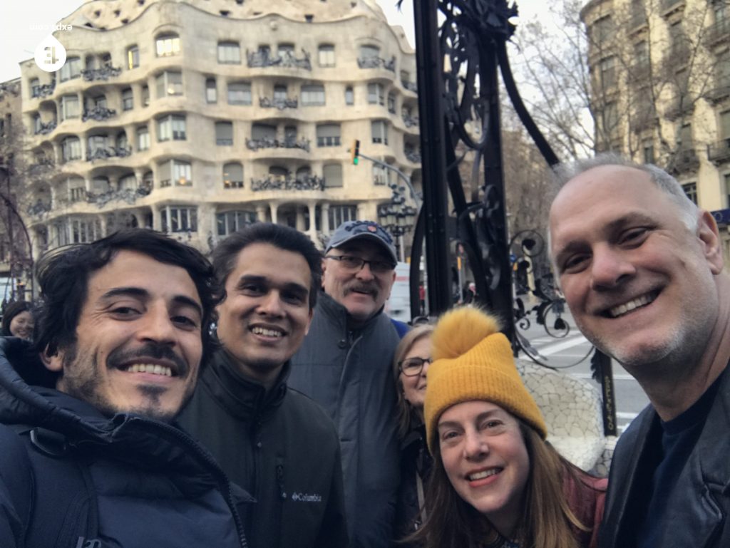 Group photo Barcelona Architecture Walking Tour on 2 March 2023 with Carlos