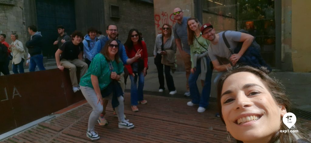 Group photo Picasso in Barcelona Walking Tour on 6 April 2023 with Valentina