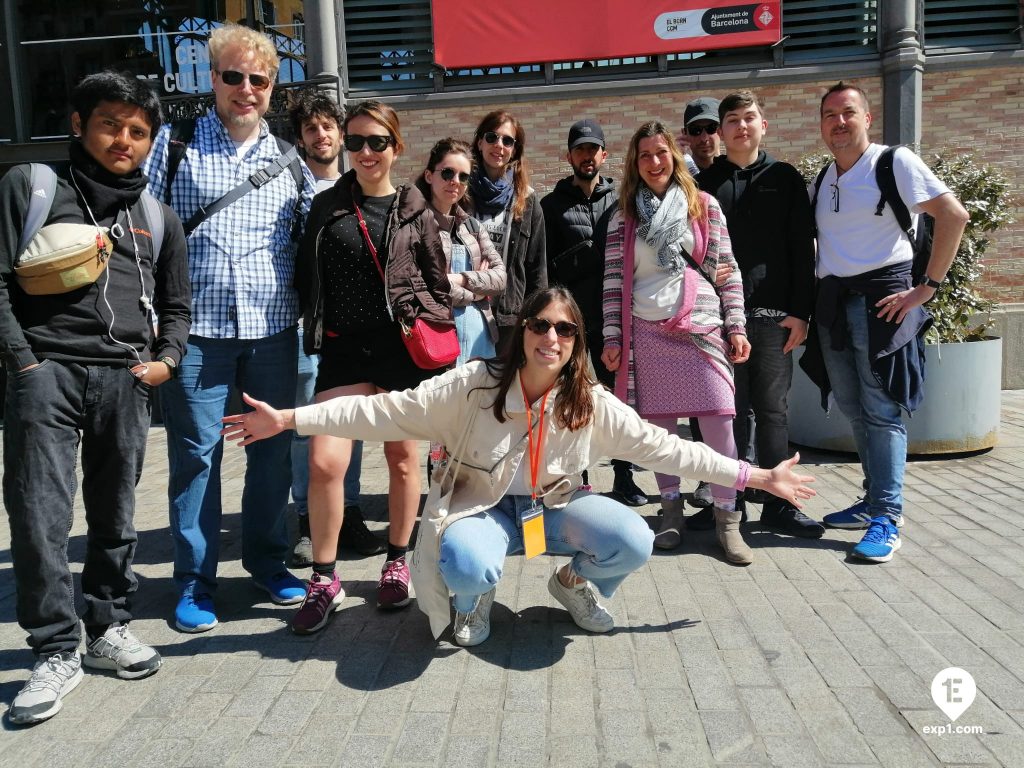 Group photo Barcelona Ancient Markets Walking Tour on 8 April 2023 with Cristina