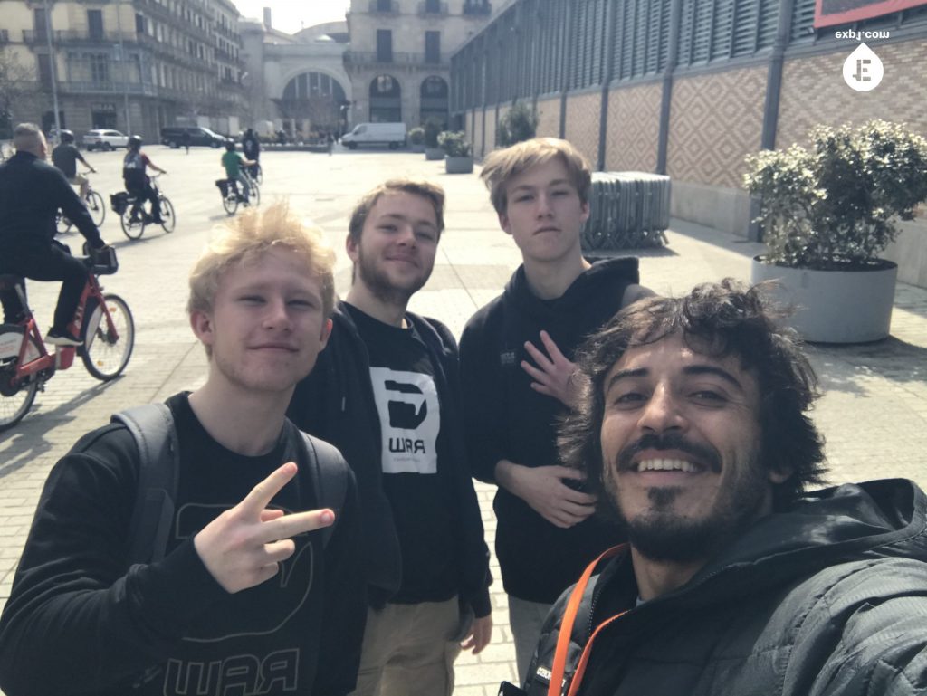 Group photo Barcelona Ancient Markets Walking Tour on 11 April 2023 with Carlos