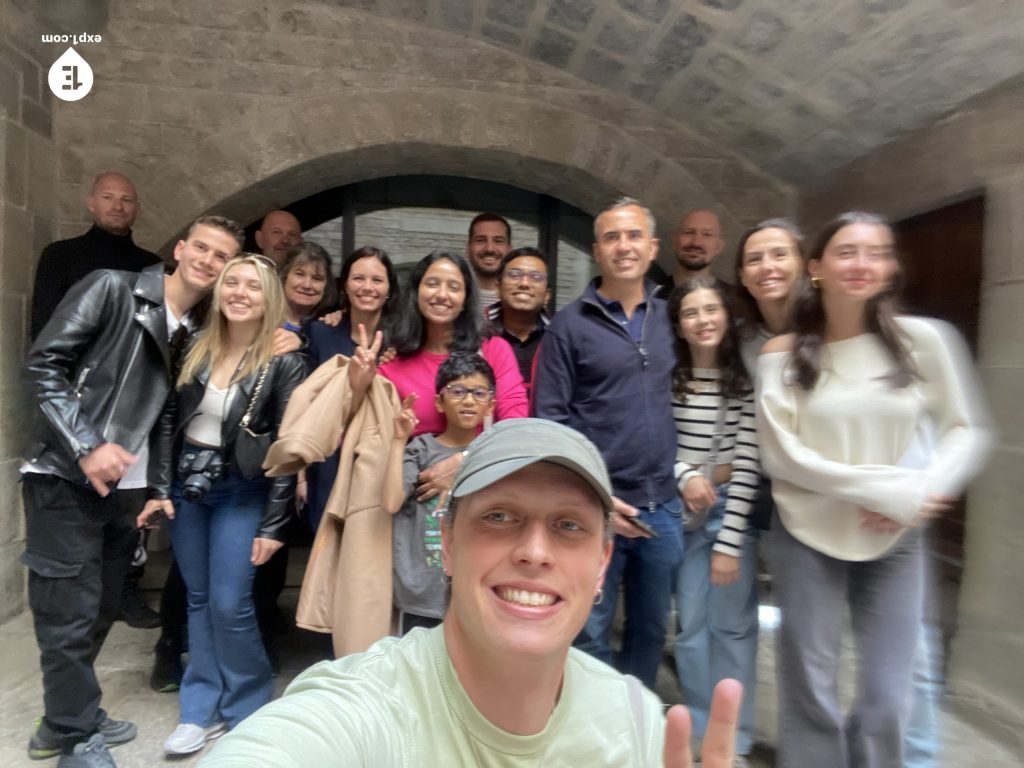 Group photo Picasso in Barcelona Walking Tour on 15 April 2023 with Eoghan