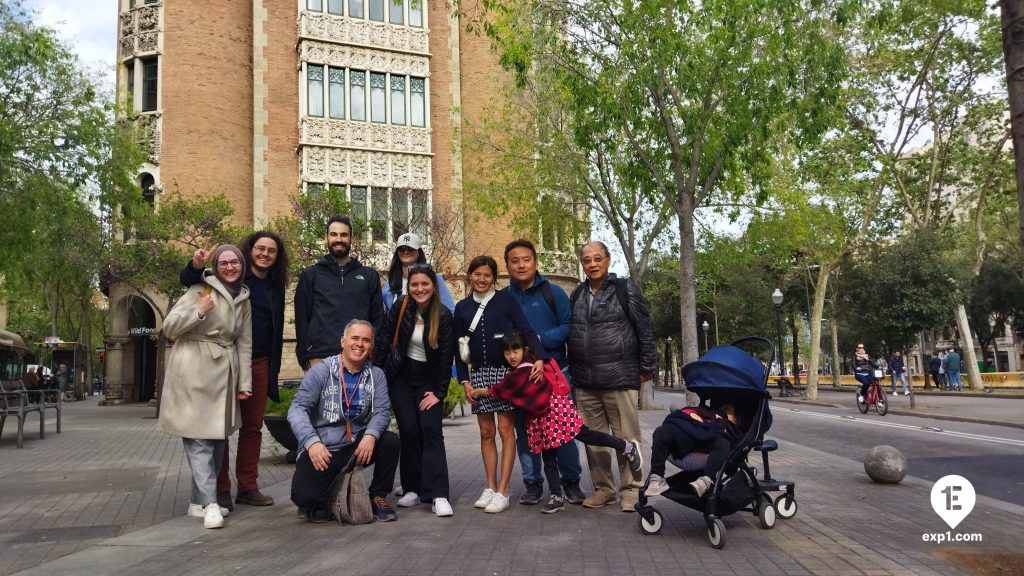 Group photo Barcelona Ancient Markets Walking Tour on 18 April 2023 with Patricio