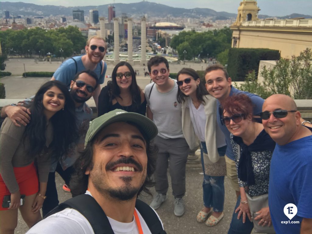 Group photo Montjuïc Walking Tour on 20 May 2023 with Carlos