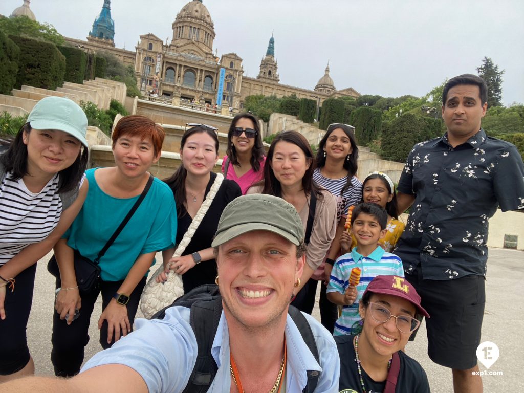 Group photo Montjuïc Walking Tour on 7 June 2023 with Eoghan