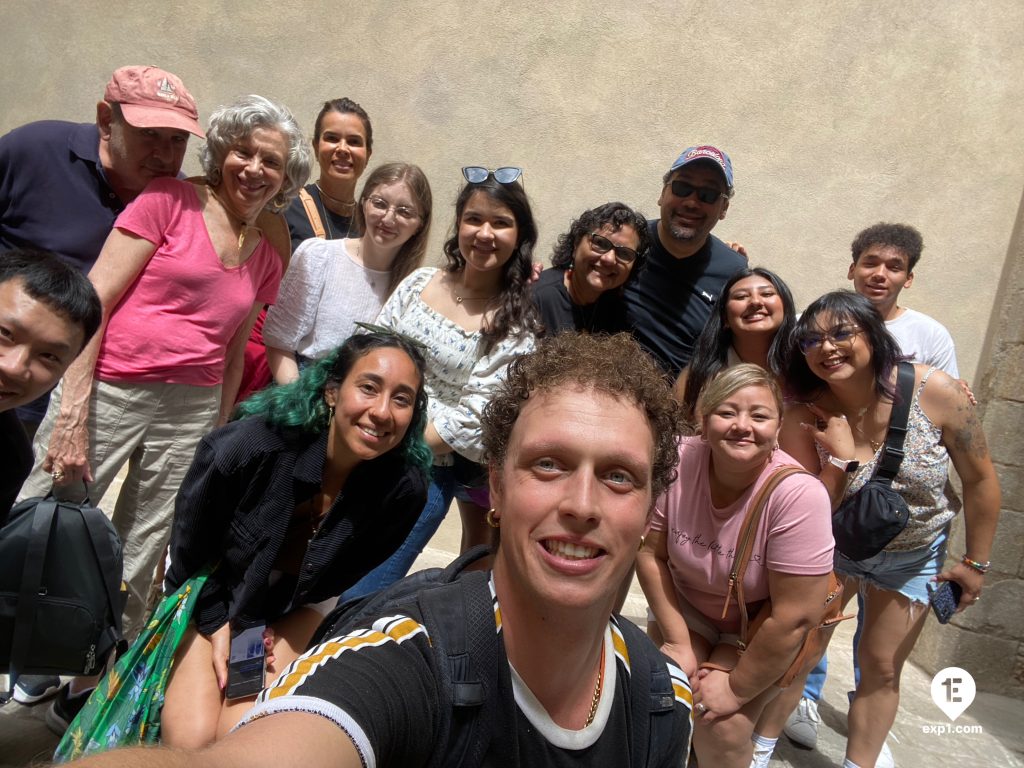 Group photo Picasso in Barcelona Walking Tour on 9 June 2023 with Eoghan