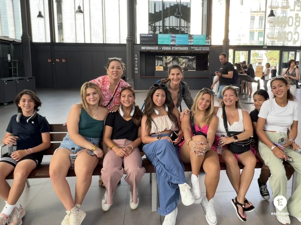 Group photo Barcelona Ancient Markets Walking Tour on 15 June 2023 with Maria