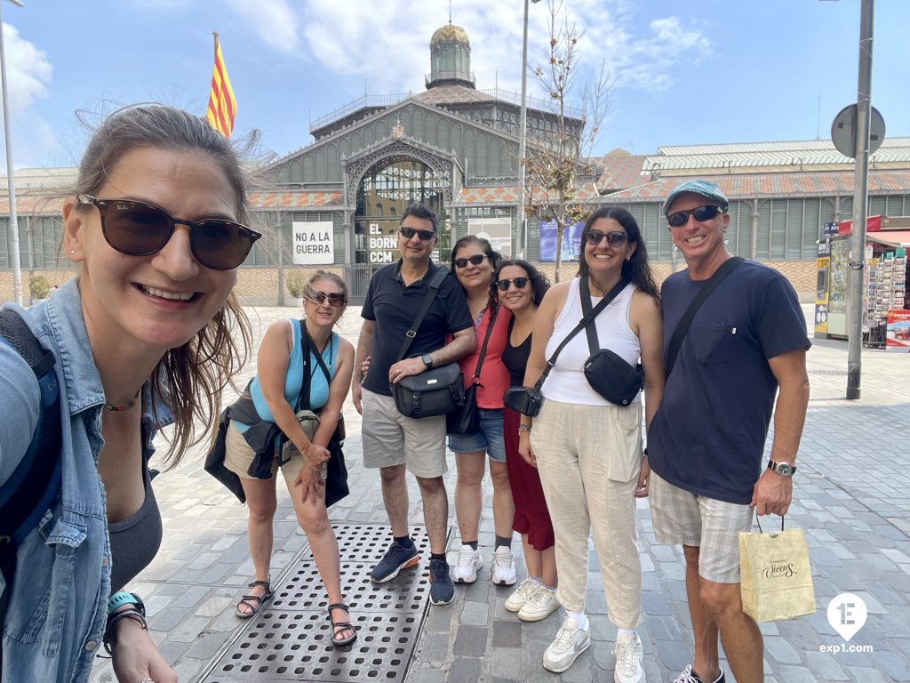 Group photo Barcelona Ancient Markets Walking Tour on 4 July 2023 with Maria