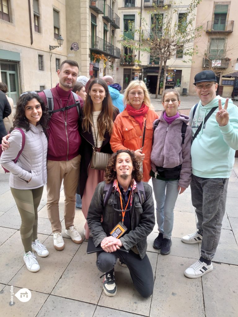 Group photo Picasso in Barcelona Walking Tour on Feb 10, 2024 with Nicholas