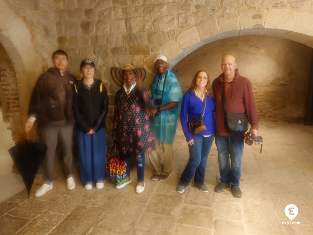 Group photo Picasso in Barcelona Walking Tour on May 14, 2024 with Nicholas