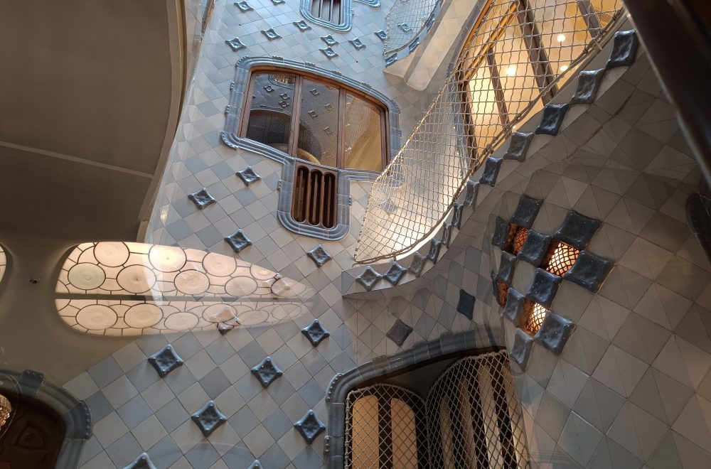 View of interior of the walls in Casa Batlló