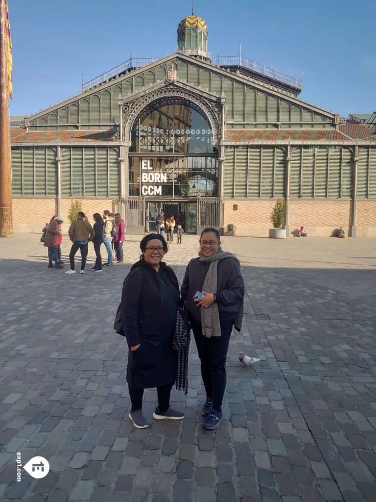 Group photo Barcelona Ancient Markets Walking Tour on Jan 25, 2025 with Nicholas