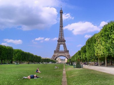 Paris Eiffel Tower field in front