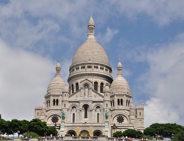 Paris on a Hill: Montmartre, Sacré-Cœur, and Beyond – Blog