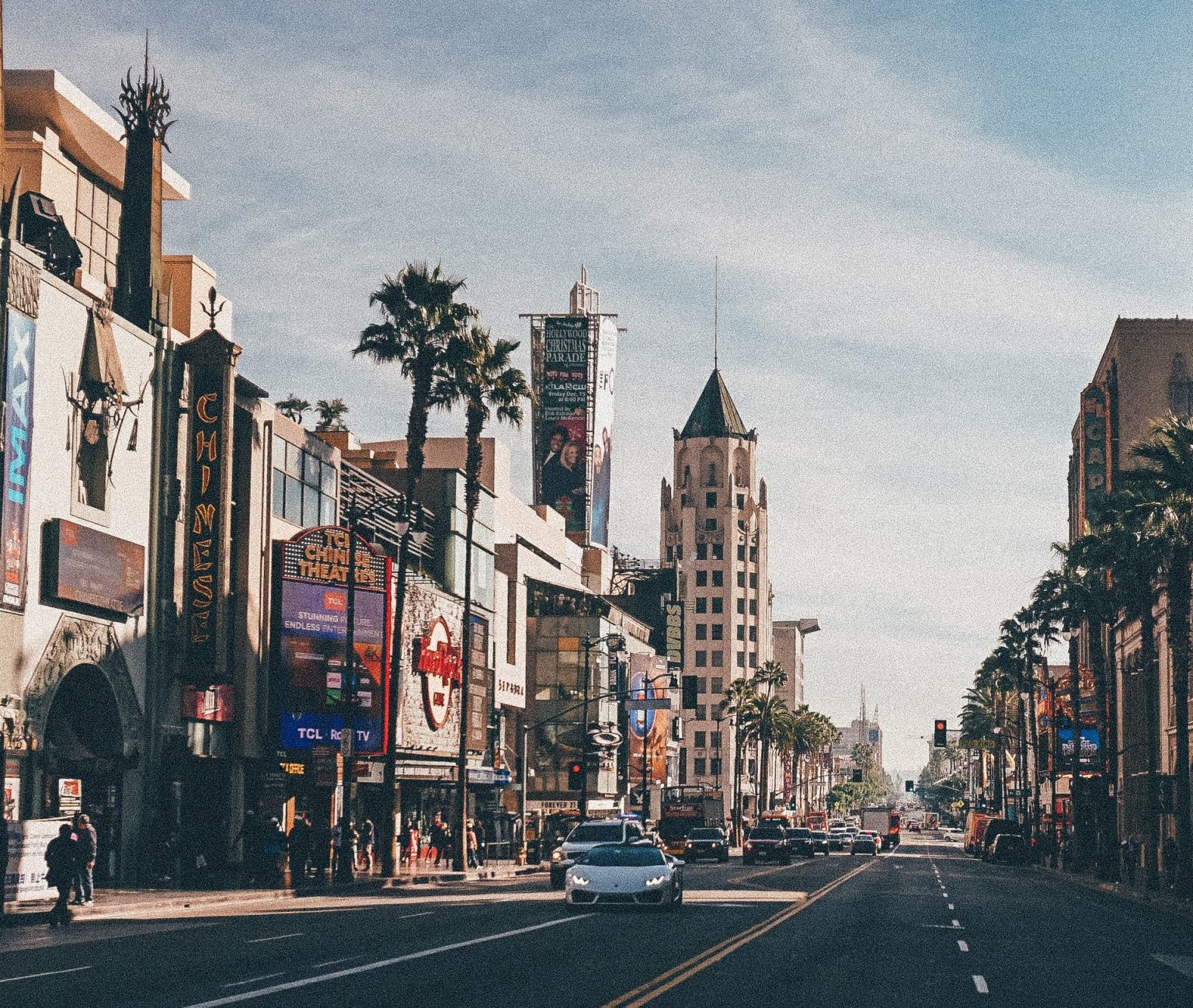 Hollywood Walk of Fame vs. Grauman’s Chinese Theatre – Blog