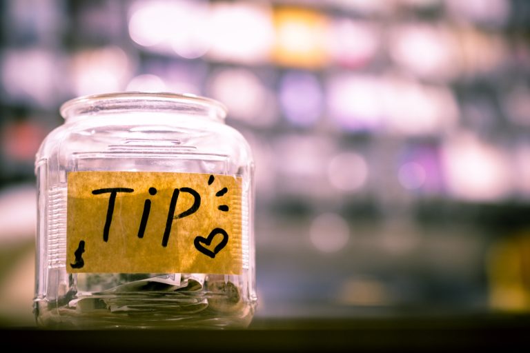 How Much to Tip a Tour Guide | ExperienceFirst