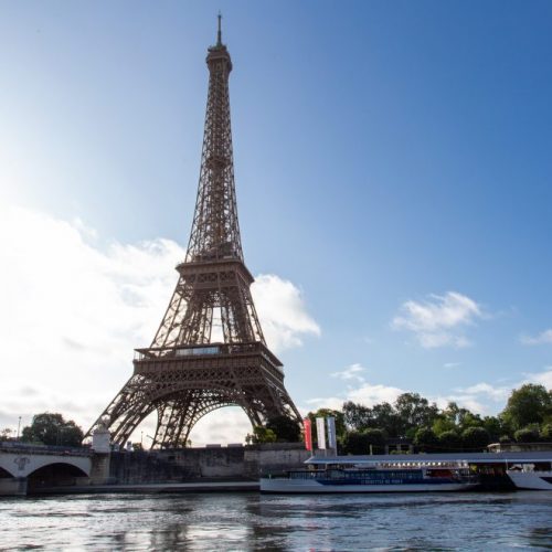 Scenic-view-of-Eiffel-Tower-from-the-ground