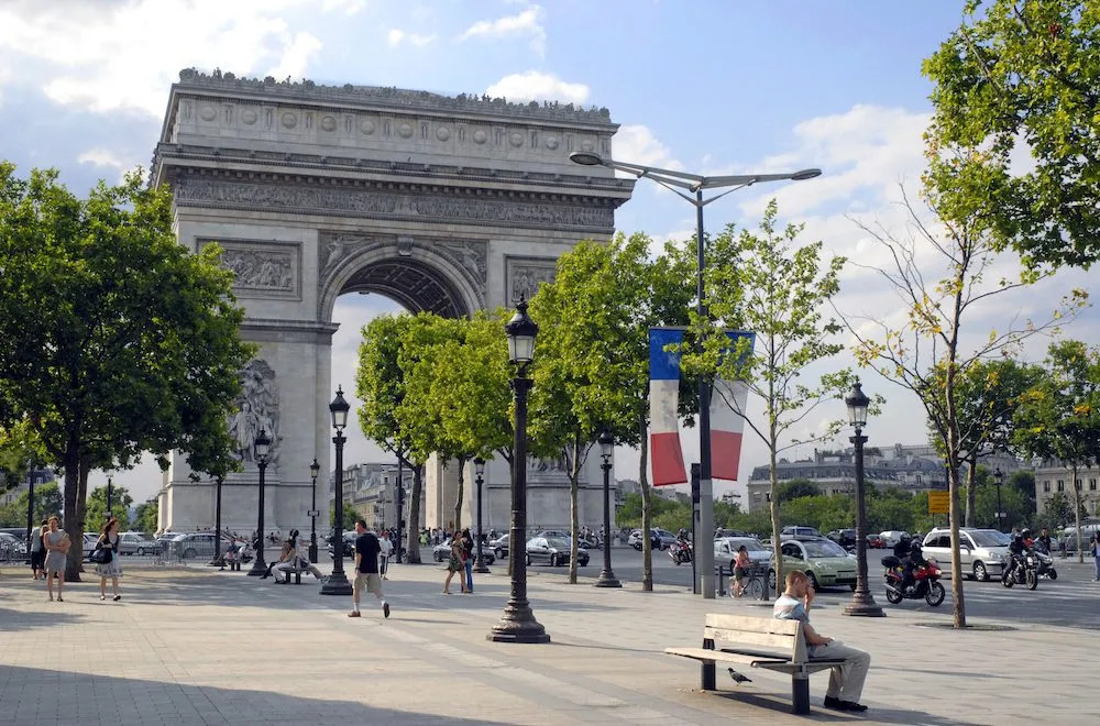 Paris arc de triomphe