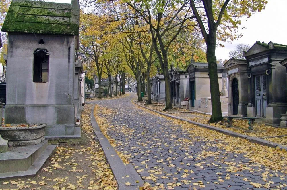 Paris Père Lachaise cemetery