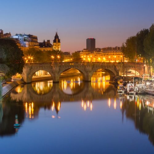 Ile de la Cite and Pont Neuf in Paris during ghost tour in Paris