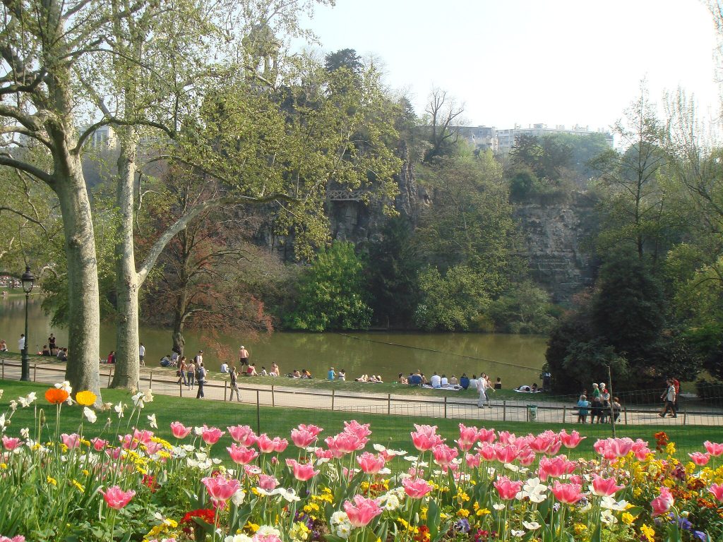 Parc Buttes Chaumont in Paris France