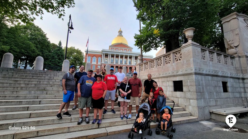 Group photo Haunted Boston Walking Tour on Aug 26, 2024 with Charlie