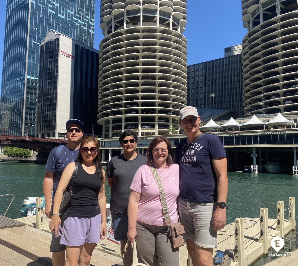 Group photo Chicago Riverwalk Architecture Tour on 24 June 2023 with Olive