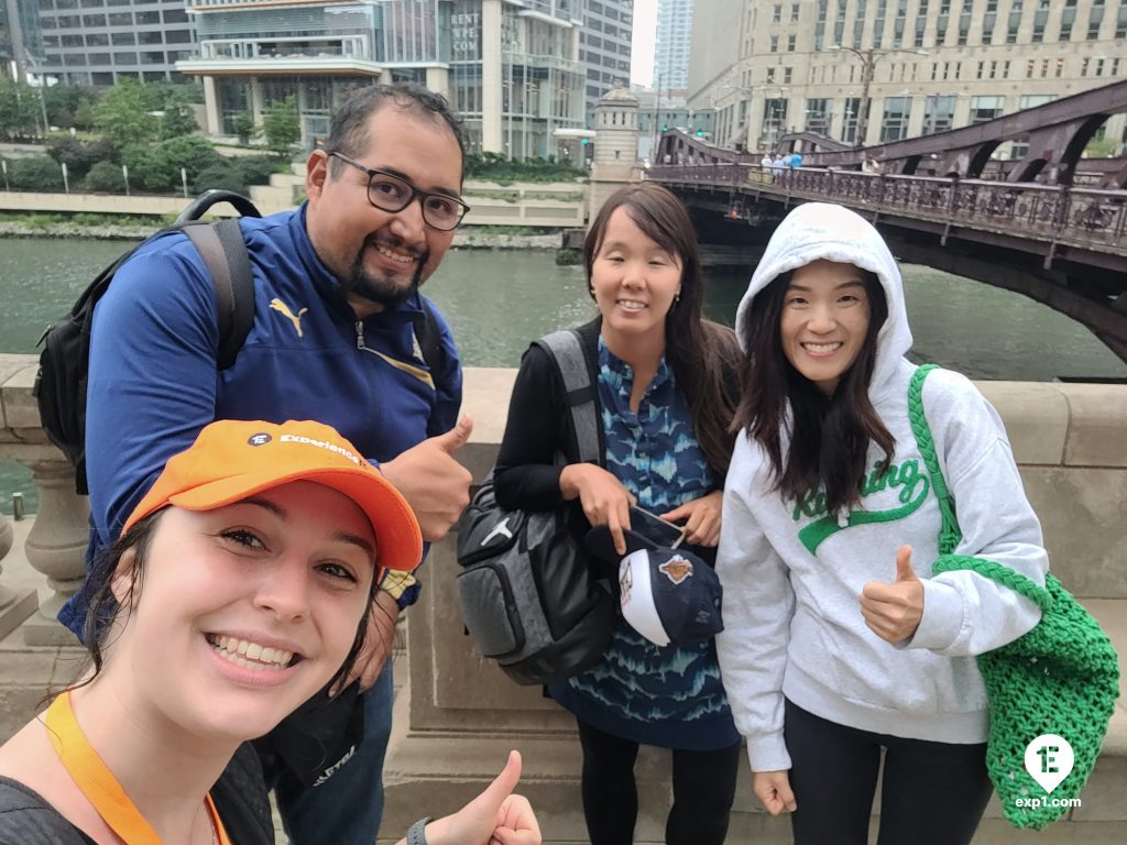 Group photo Chicago Riverwalk Architecture Tour on Jul 8, 2023 with Isabel