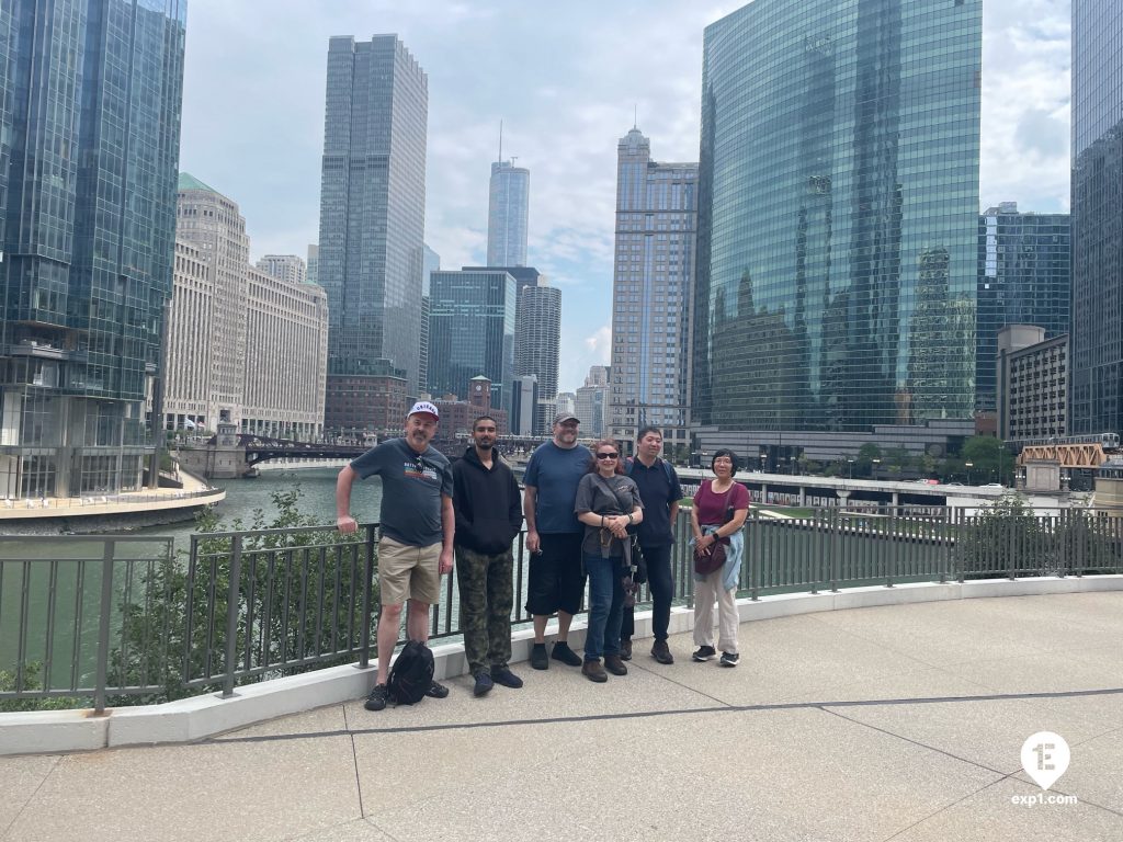 Group photo Chicago Riverwalk Architecture Tour on Aug 29, 2023 with Chris