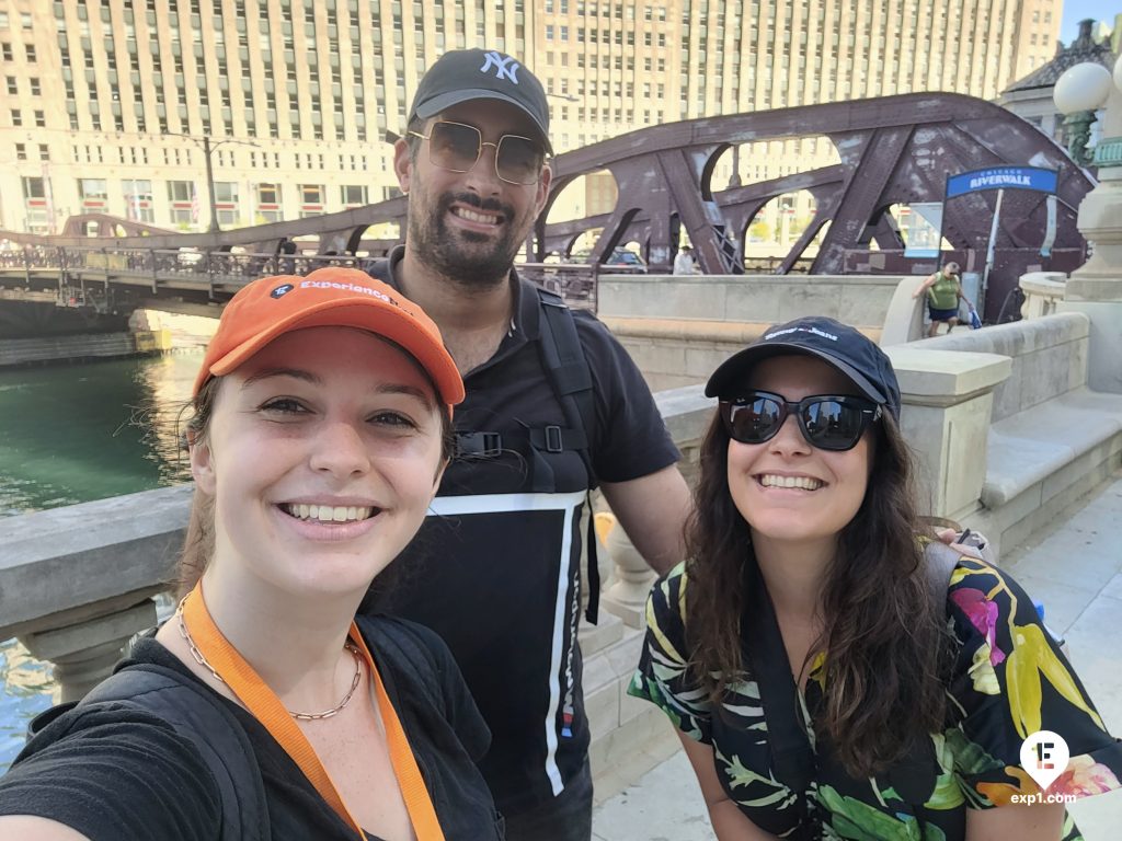 Group photo Chicago Riverwalk Architecture Tour on Sep 1, 2023 with Isabel